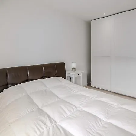 Stormvogel 0102 P15 *